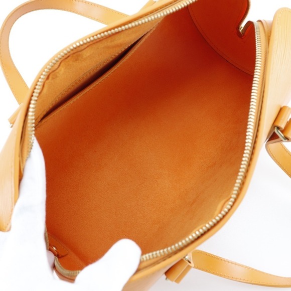 LOUIS VUITTON Orange Leather Pouch - Picture 6 of 14